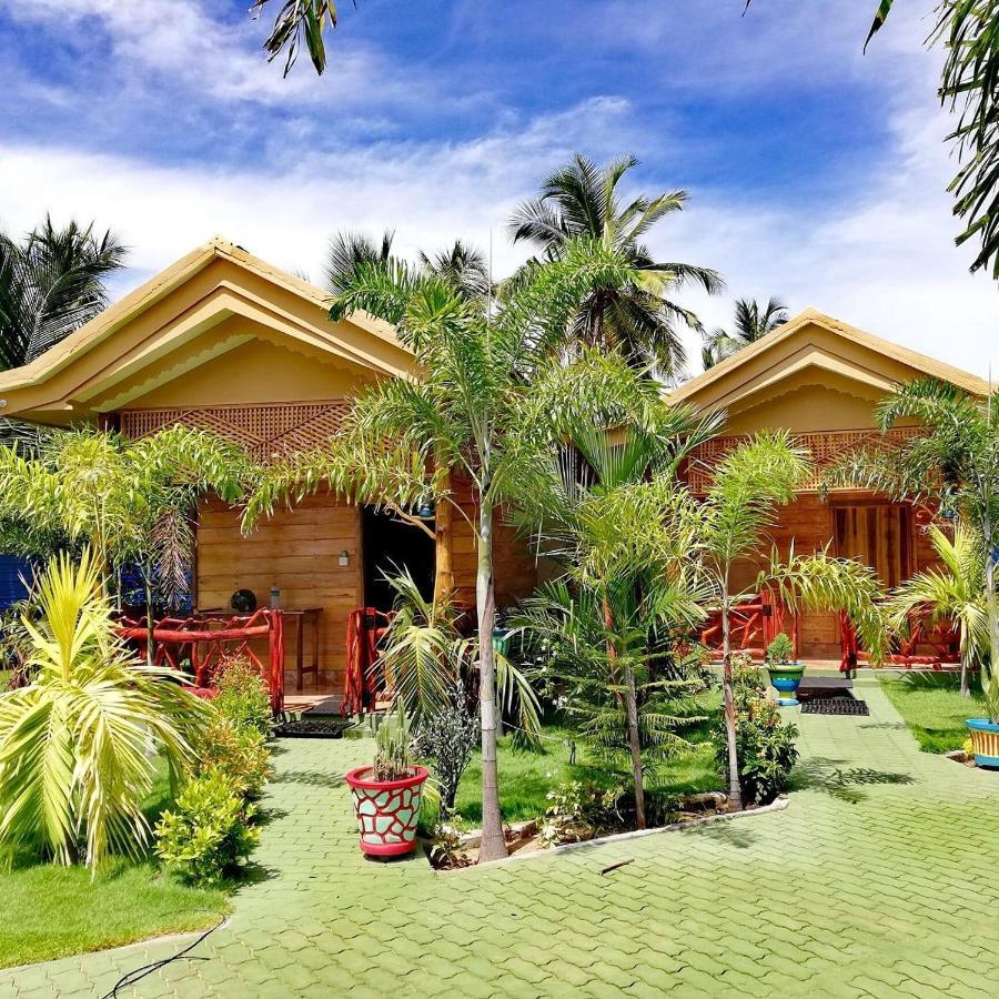 Sea View Resort Kallady Luaran gambar